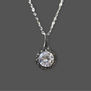 🆕️Marcasite Crystal Silver Necklace